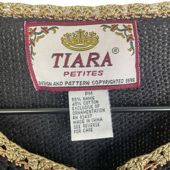 Vintage Tiara Petite Women’s Embroidered Floral Paisley Button Cardigan Sweater - Picture 2 of 4